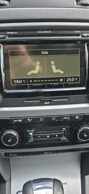 Skoda Octavia 2 facelift  - imagine 4