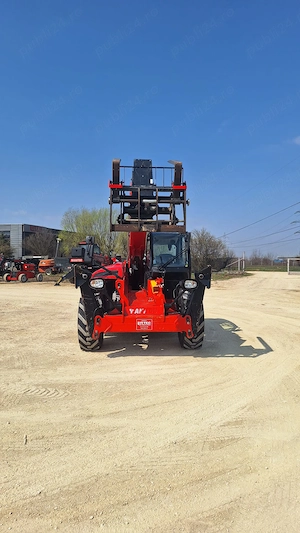 inchiriez incarcatoare frontale cu brat telescopic 18 m Manitou - imagine 2