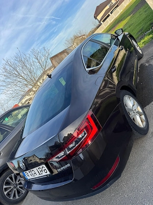 Skoda Superb 150CP, DSG, Benzina 2018 - imagine 2