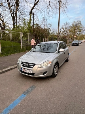 Kia Ceed 2008 - 1.6 CRDi Diesel - 90 CP - Economică și Fiabilă - imagine 4