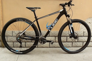Bicicleta mountain bike Cube