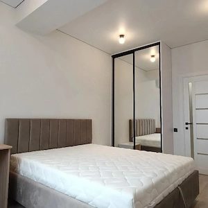 Apartament cu 2 camere de închiriat în zona Militari Residence - imagine 3