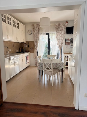 Casa ideala familie Tunari jacuzzi, foisor BBQ, panouri solare, aproape de Otopeni - imagine 5