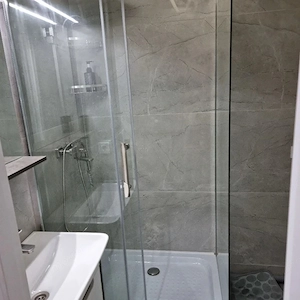 Inchiriez garsoniera zona Drumul Taberei, centrala proprie - imagine 4