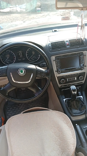 vând Skoda Octavia 2  - imagine 3