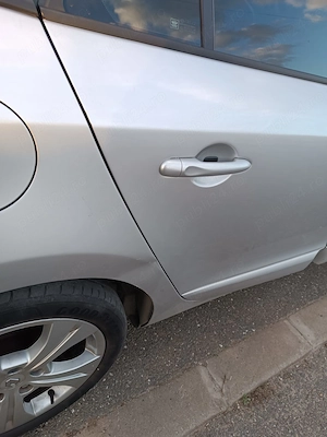 Renault Megane break - imagine 5