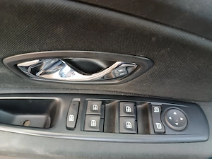 Renault Megane break - imagine 8