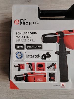 Bormașina cu percuție nouă 