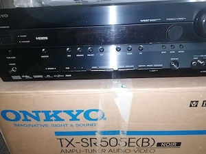 Vind amplificator tuner 7.1 Onkyo tx sr 505e(b)