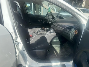 Renault Megane 1.5 DCI 110 C.P - imagine 8