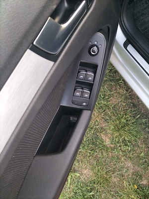 Vând audi A4 din 2010 - imagine 2