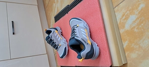 Adidasi unisex Adidas 37.5-38