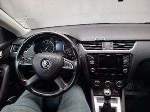 Vând Skoda Octavia 