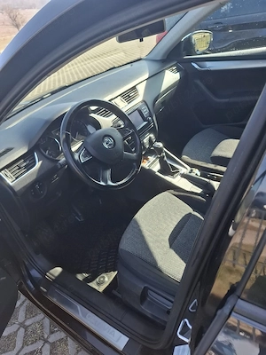 Vând Skoda Octavia  - imagine 2