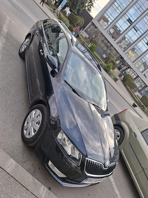 Vând Skoda Octavia  - imagine 5