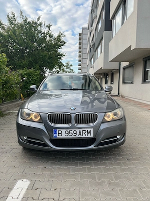 Vând BMW E91 320d 2012