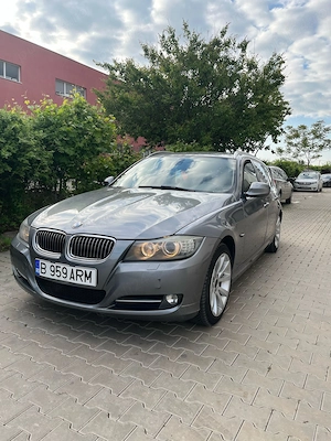 Vând BMW E91 320d 2012 - imagine 2