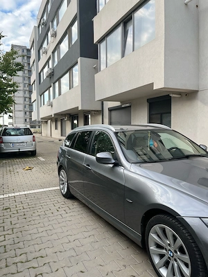 Vând BMW E91 320d 2012 - imagine 3