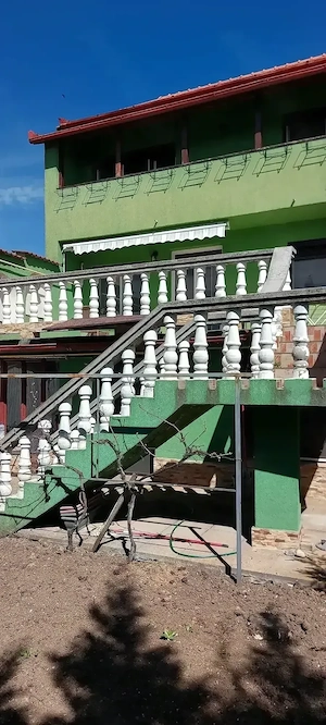 Vand casa cu etaj, strada Nistrului Oradea  - imagine 6