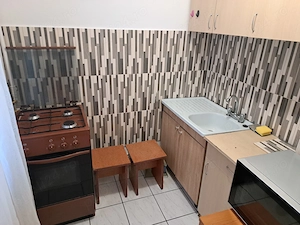 Închiriez apartament cu 2 camere  - imagine 7