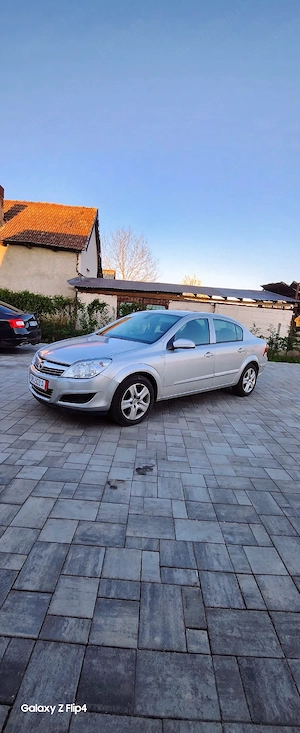 opel astra h,limousine 74000km