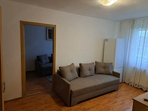 Închiriez apartament cu 2 camere  - imagine 4