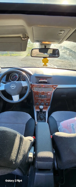 opel astra h,limousine 74000km - imagine 5