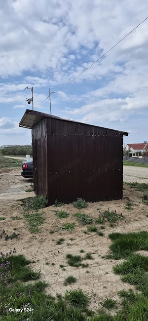 Vand Baraca de metal