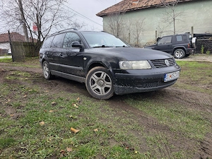 Volkswagen Passat - imagine 3