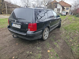 Volkswagen Passat - imagine 4