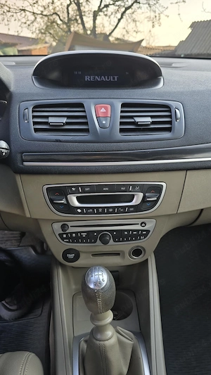 Renault Megane 3 Grandtour, 2010, 1.5 dci - imagine 8