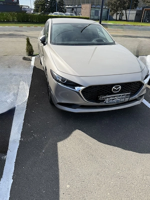 Mazda 3 2.0 mild hibrid - imagine 2