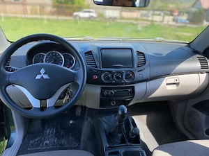 Mitsubishi L200. 2014 - imagine 8