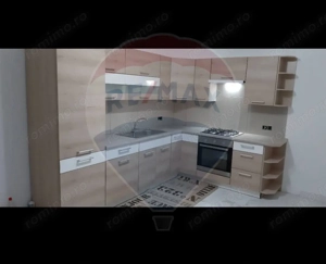 Casă / Vilă cu 5 camere de vânzare - imagine 8