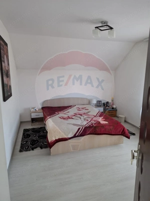 Casă / Vilă cu 5 camere de vânzare - imagine 14
