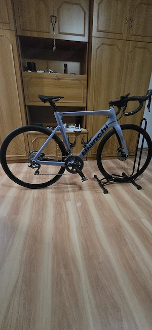 cursiera Bianchi Aria 2022