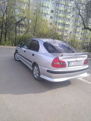 vând Mitsubishi carisma motor de 1 6 benzina acte valabile merge perfect - imagine 2