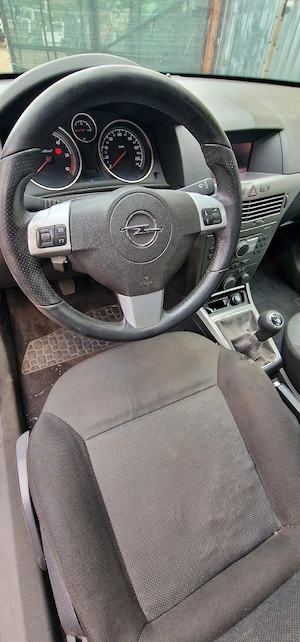 dezmembrez opel astra  - imagine 5