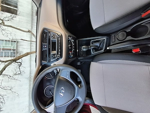 Hyundai I 20 - imagine 4