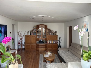 vând partament cu 3 cam'et'1 m11 sau schimb cu casa ,ofer si diferentă  - imagine 5