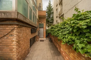 Apartament luminos de 5 camere de închiriat, etaj 1/4, garaj, Bd. Primăverii! - imagine 8