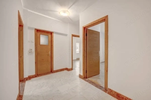 Apartament luminos de 5 camere de închiriat, etaj 1/4, garaj, Bd. Primăverii! - imagine 17