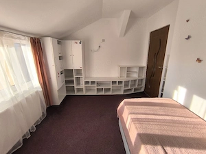 proprietar vand apartament 3 camere - imagine 3