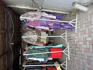 De vânzare stoc haine second hand