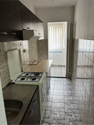 inchiriez garsoniera in oradea - imagine 3