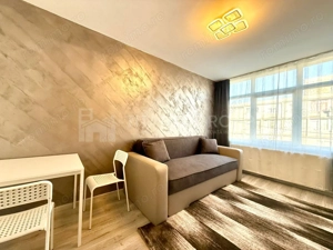 Garsoniera decomandata, etaj intermediar - Zona Tractorul, Coresi