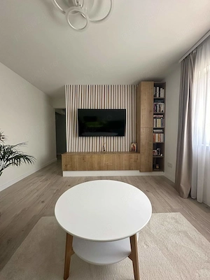 Vând apartament - direct de la proprietar  - imagine 2
