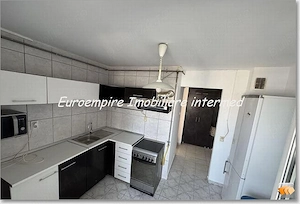 Apartament 3 camere decomandate zona Tomis 3