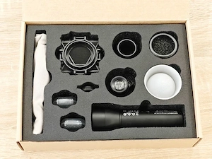  Lumină video LED portabilă SmallRig RF 05B, cu fascicul reglabil (zoom) ( 175 lei buc.)