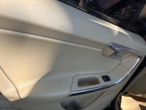 Vand autoturisn  VOLVO XC 60 - imagine 7